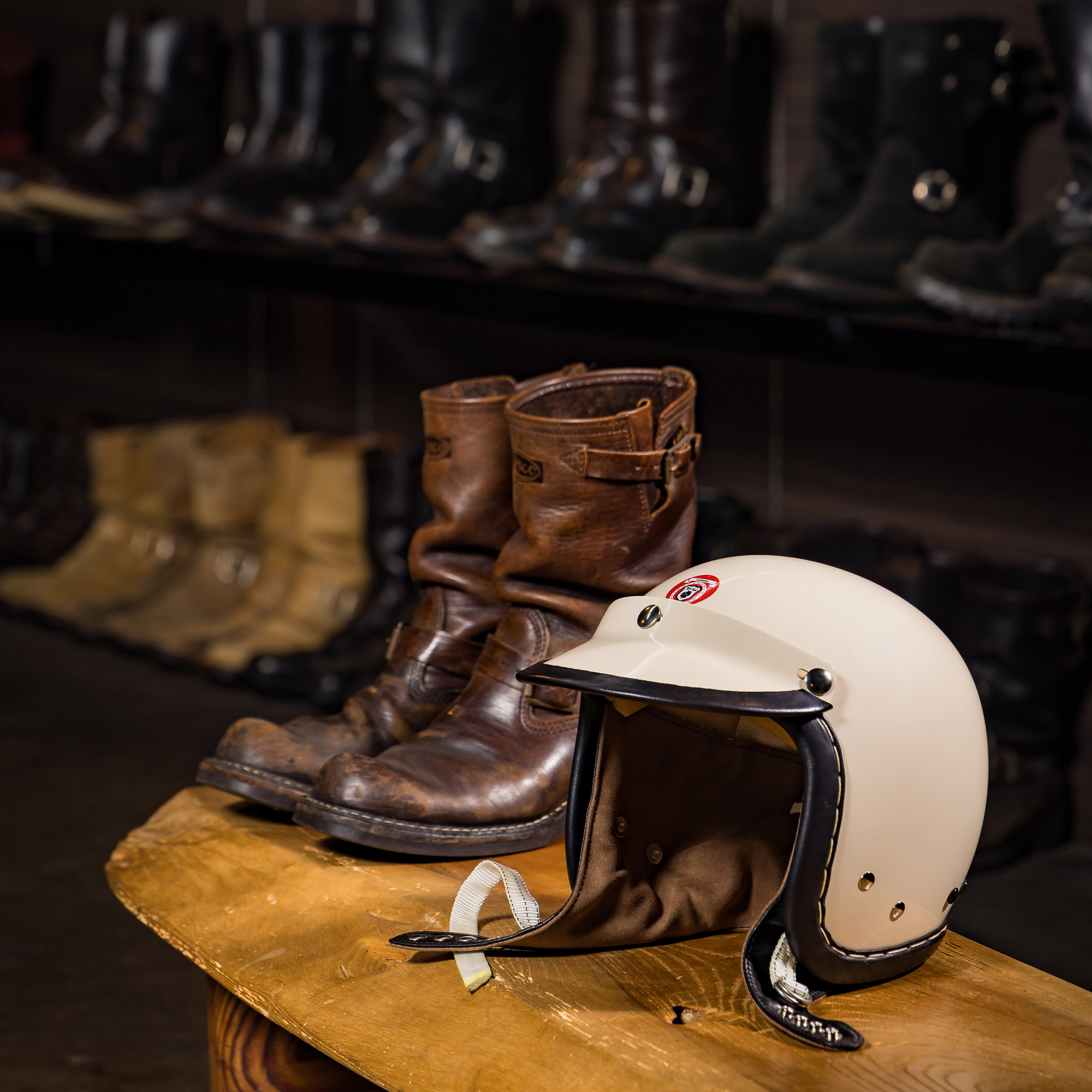 WESCO ×TT &COジェットヘルメット アイボリー/ブラック WESCOとTT＆COのコラボ。 - TT&CO. ブログ｜ヘルメット専門店TT＆CO