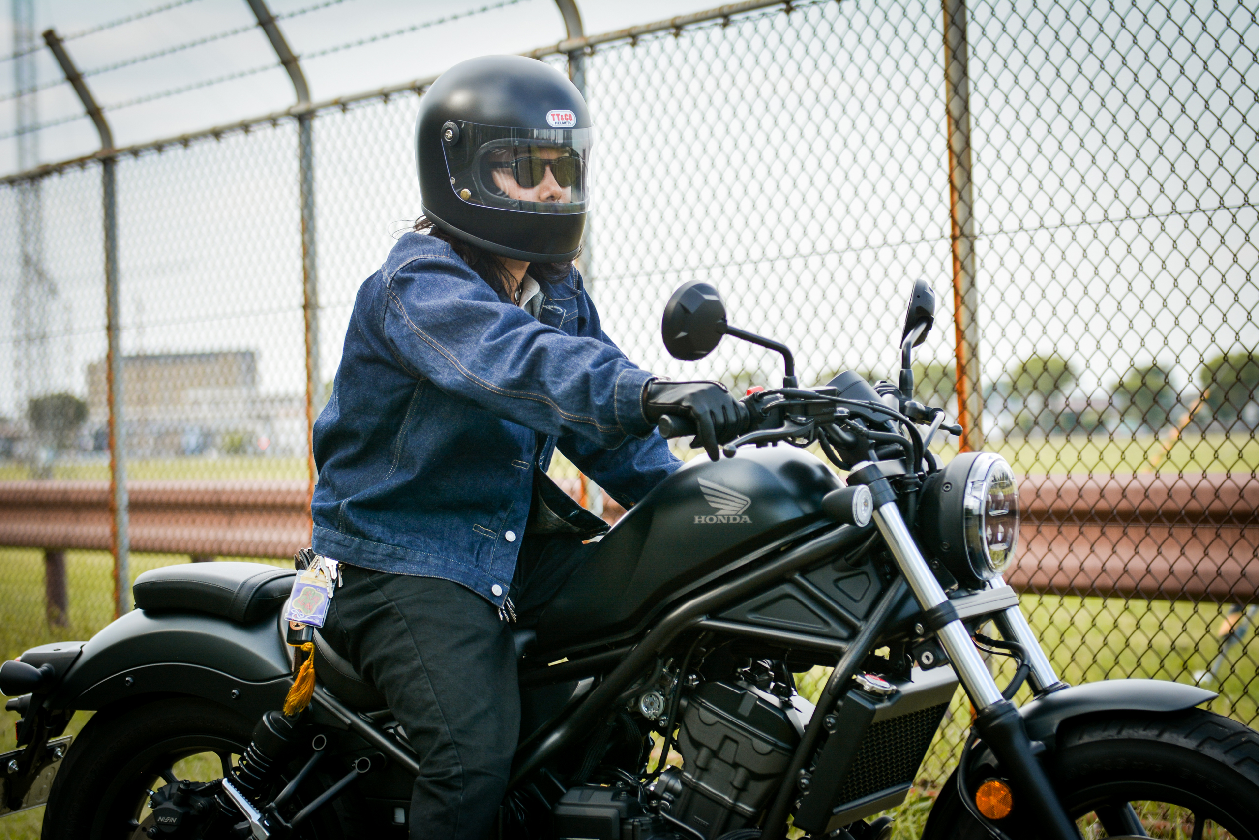 レブル250をクラシックに乗る.スター,モトモト3は新しいバイクとも相性